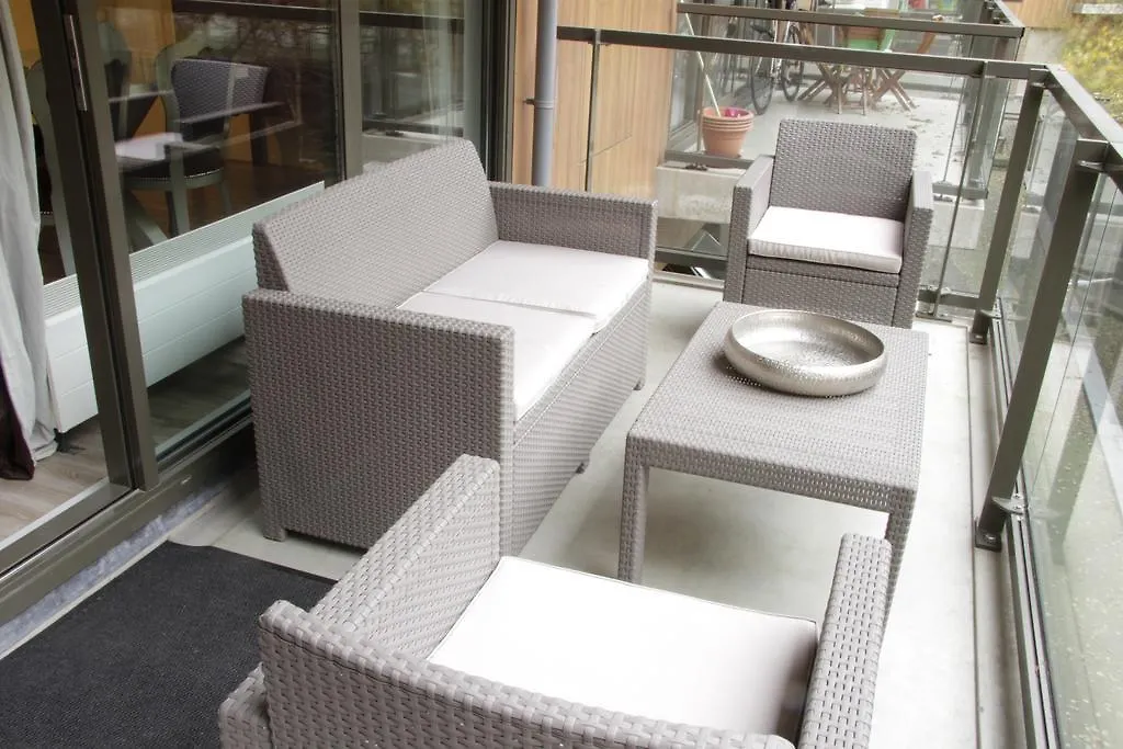 Luxury Center Two-Bedroom Apartment With Private Parking *Non Smoking* Rotterdam 0*,