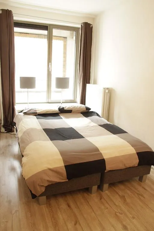 Luxury Center Two-Bedroom Apartment With Private Parking *Non Smoking* Rotterdam Netherlands